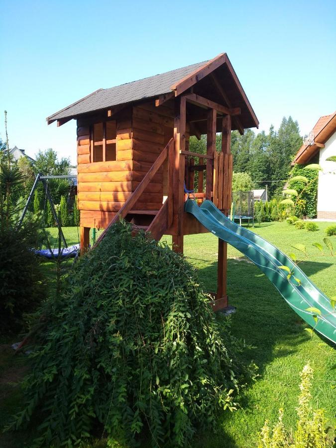 Pokoje Z Aneksami Kuchennymi U Wiktorii Сромовце-Ніжне Екстер'єр фото
